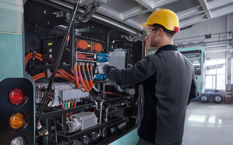 Bosch Impact Wrench IDS 18V-200T 06019N0020 6 - Power Tool Services