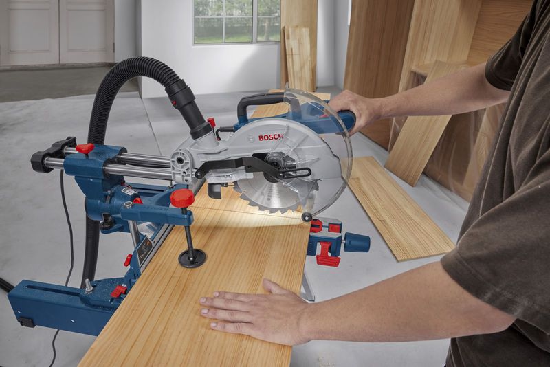 Bosch Professional Mitre Saw GCM 305-216S 0601B61000 3 - Power Tool Services