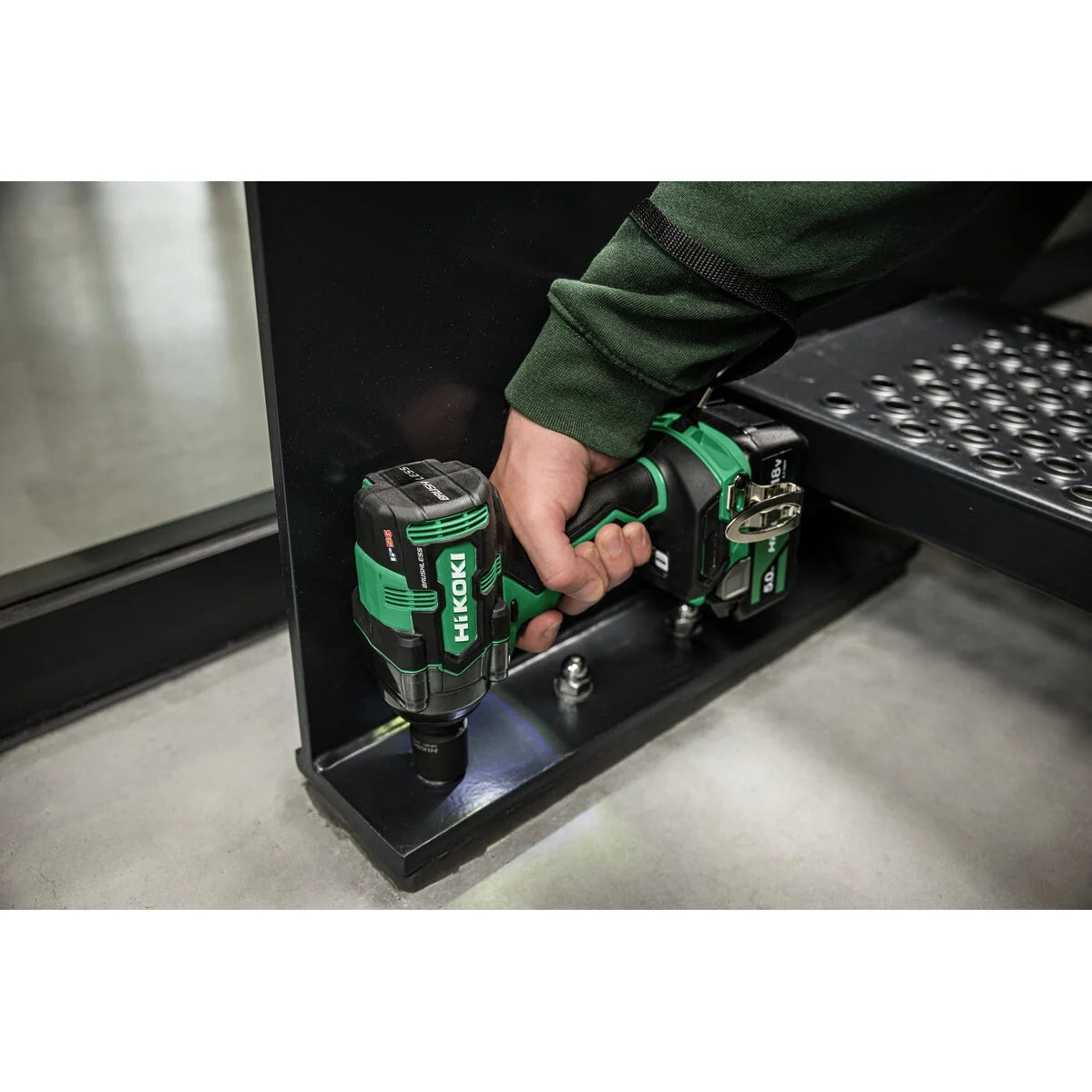 Hikoki Impact Wrench 1/2" WR18DH Basic 6 - Power Tool Services