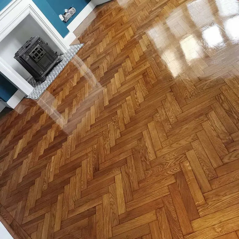 Oak herringbone floor finished with Osmo Polyx-Oil 3032 satin hardwax oil