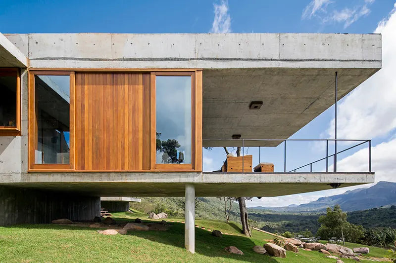 Timber cladding on a Cape Town house protected with Osmo UV-Protection-Oil, the outdoor wood oil for vertical surfaces